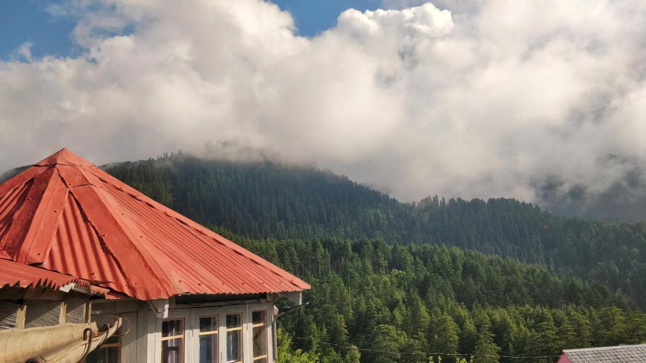 Black Bear Cottage Khajjiar エクステリア 写真