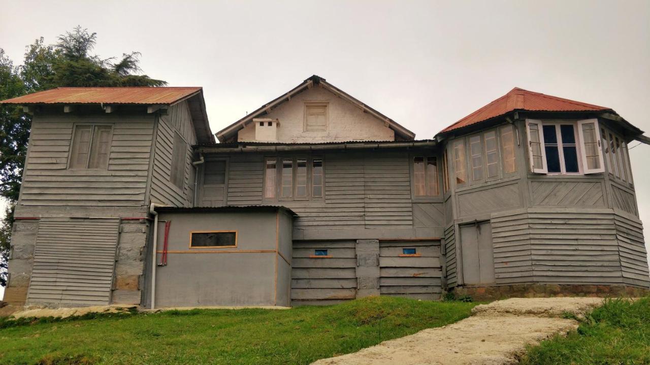 Black Bear Cottage Khajjiar エクステリア 写真