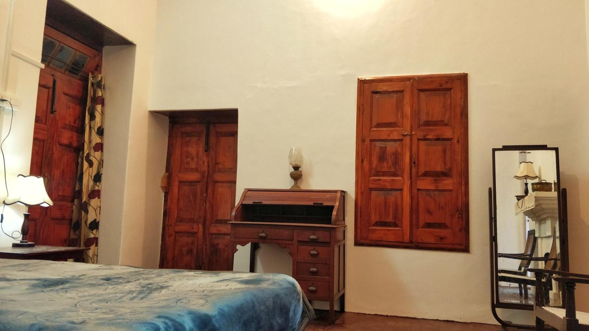 Black Bear Cottage Khajjiar エクステリア 写真