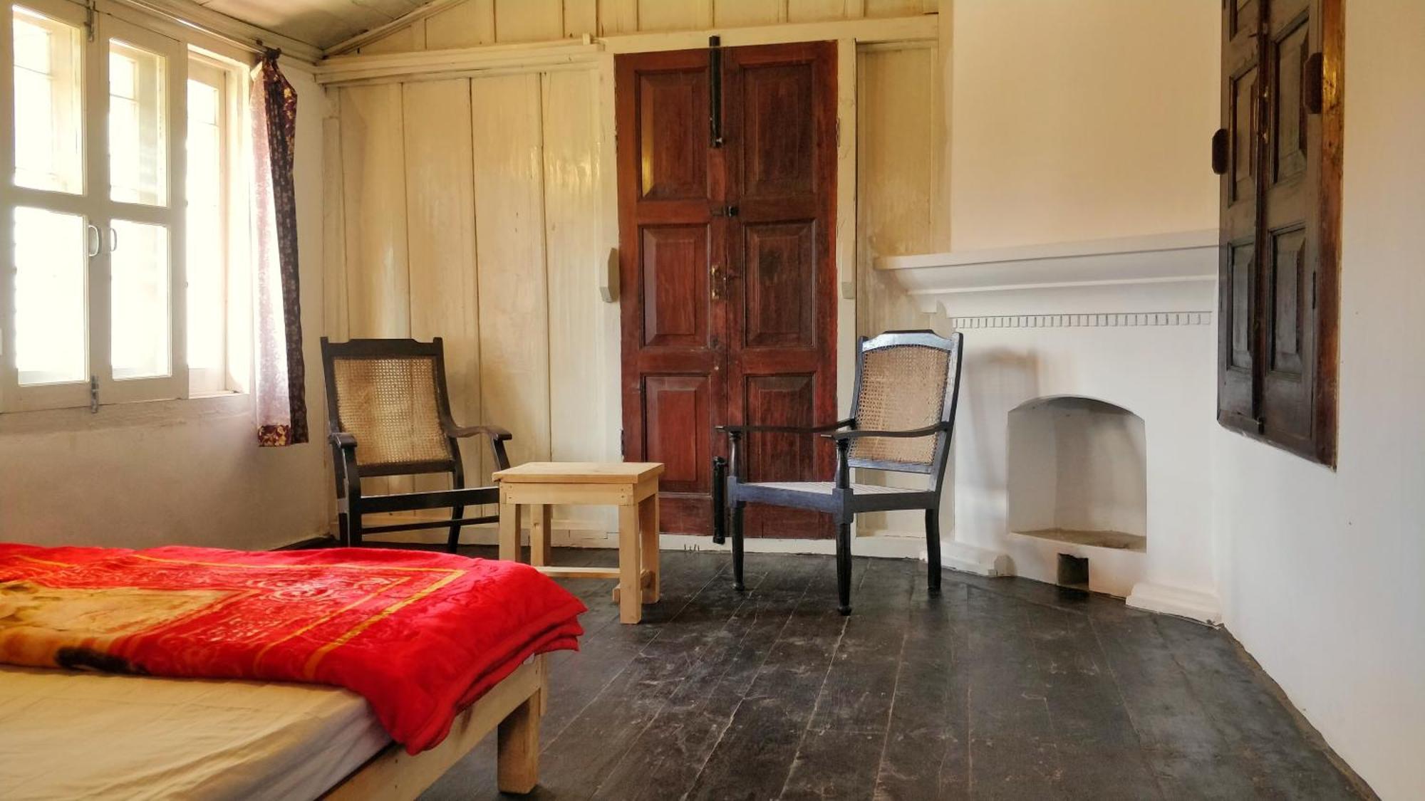 Black Bear Cottage Khajjiar エクステリア 写真