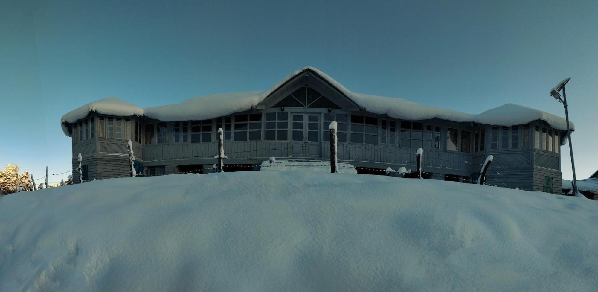 Black Bear Cottage Khajjiar エクステリア 写真